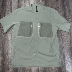 Lululemon Shirt‎ Men’s Laurel Green Water-Repellent Hiking Short Sleeve Large